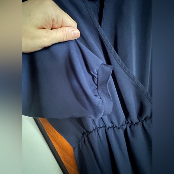 Navy Lush Mini Dress with 3/4 length Sleeves - Picture 3 of 5